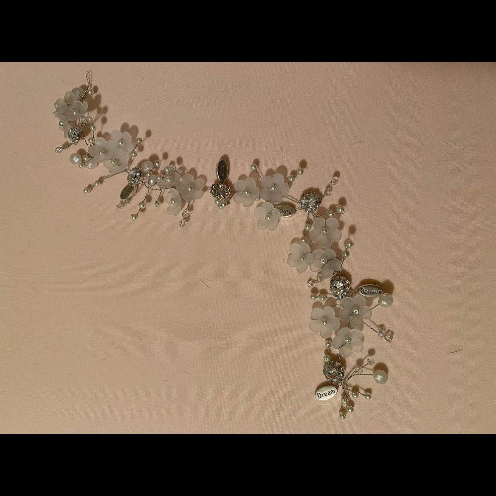 Bridal hair vine
